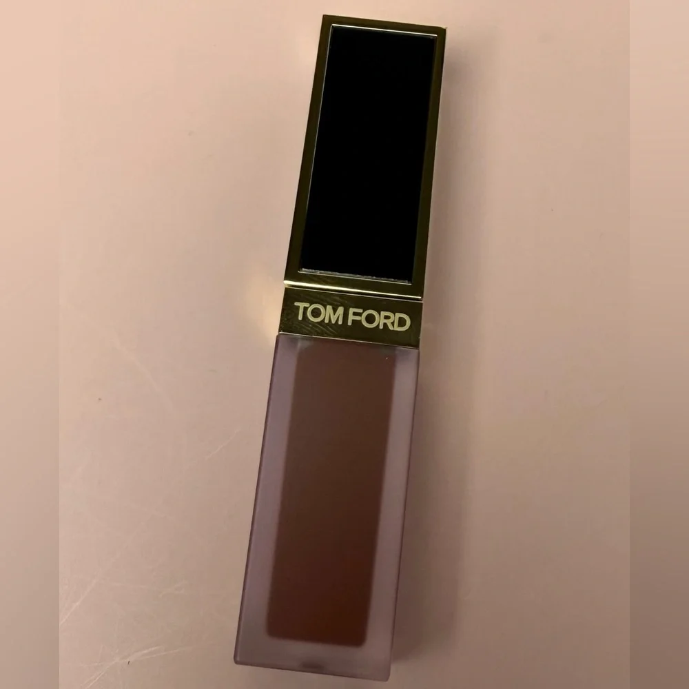 Tom Ford Luxe Matte Lipstick in Black